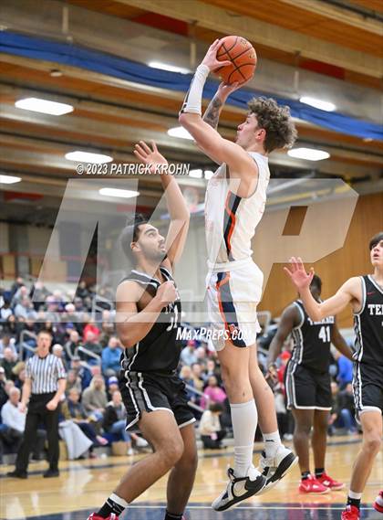 Thumbnail 3 in Mountlake Terrace @ Eastside Catholic  (Opening Round) photogallery.
