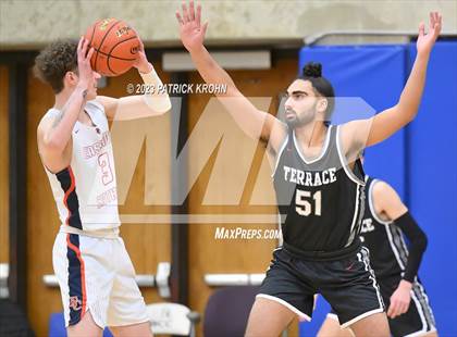 Thumbnail 1 in Mountlake Terrace @ Eastside Catholic  (Opening Round) photogallery.