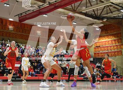 Thumbnail 3 in Rosary Academy @ Cathedral Catholic (CIF SoCal Regional D1 Final) photogallery.