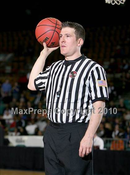 Thumbnail 1 in Highlands Ranch vs. Denver East (5A Quarterfinals) photogallery.