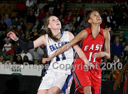 Thumbnail 3 in Highlands Ranch vs. Denver East (5A Quarterfinals) photogallery.
