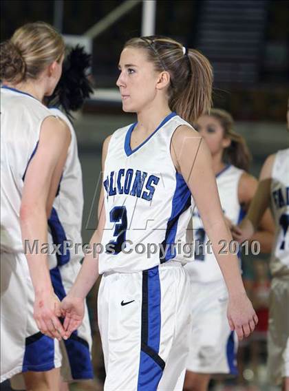 Thumbnail 3 in Highlands Ranch vs. Denver East (5A Quarterfinals) photogallery.