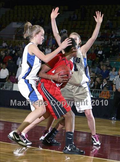 Thumbnail 1 in Highlands Ranch vs. Denver East (5A Quarterfinals) photogallery.