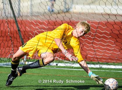 Thumbnail 2 in La Costa Canyon vs. Canyon Crest Academy photogallery.