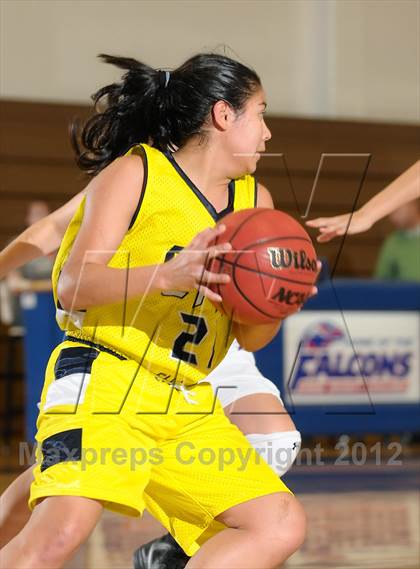 Thumbnail 1 in River City vs. Christian Brothers (Christian Brothers Holiday Classic) photogallery.