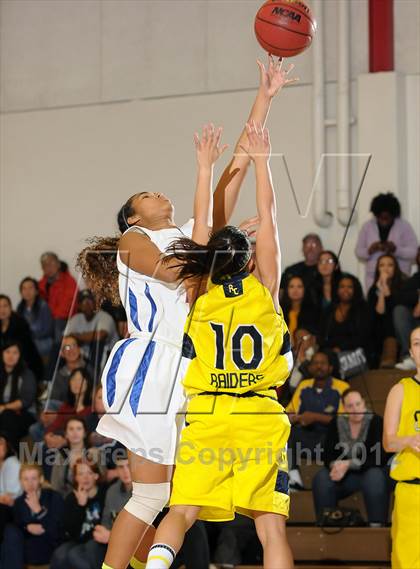 Thumbnail 2 in River City vs. Christian Brothers (Christian Brothers Holiday Classic) photogallery.