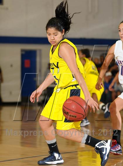 Thumbnail 2 in River City vs. Christian Brothers (Christian Brothers Holiday Classic) photogallery.