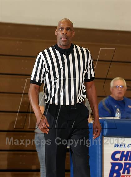 Thumbnail 3 in River City vs. Christian Brothers (Christian Brothers Holiday Classic) photogallery.