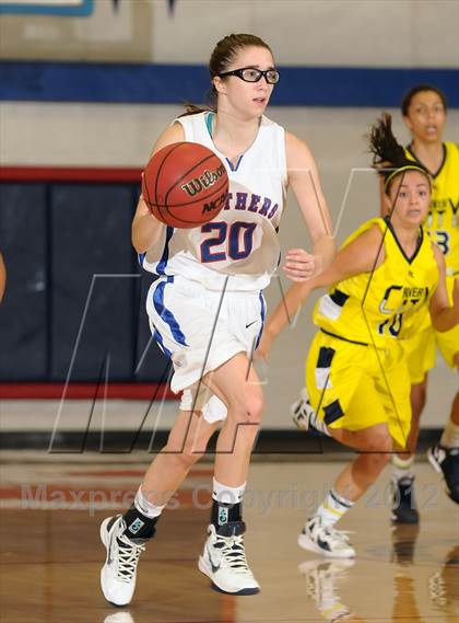 Thumbnail 2 in River City vs. Christian Brothers (Christian Brothers Holiday Classic) photogallery.