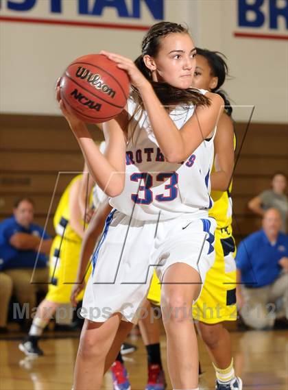 Thumbnail 2 in River City vs. Christian Brothers (Christian Brothers Holiday Classic) photogallery.