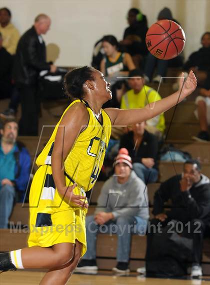 Thumbnail 1 in River City vs. Christian Brothers (Christian Brothers Holiday Classic) photogallery.