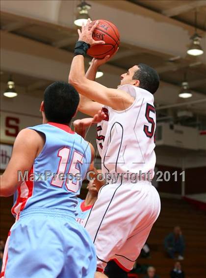 Thumbnail 1 in Redondo Union vs. Chief Sealth (Sea Hawk Classic) photogallery.