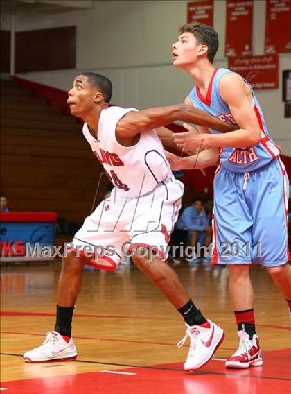 Thumbnail 1 in Redondo Union vs. Chief Sealth (Sea Hawk Classic) photogallery.