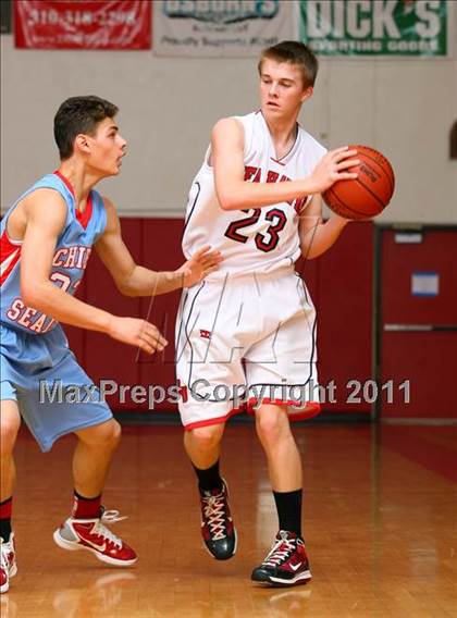 Thumbnail 1 in Redondo Union vs. Chief Sealth (Sea Hawk Classic) photogallery.