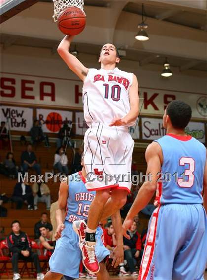 Thumbnail 3 in Redondo Union vs. Chief Sealth (Sea Hawk Classic) photogallery.