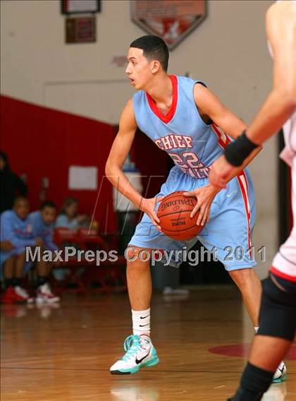 Thumbnail 2 in Redondo Union vs. Chief Sealth (Sea Hawk Classic) photogallery.