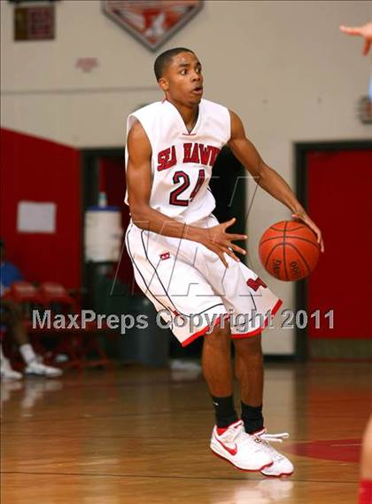 Thumbnail 1 in Redondo Union vs. Chief Sealth (Sea Hawk Classic) photogallery.