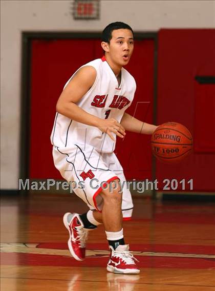 Thumbnail 2 in Redondo Union vs. Chief Sealth (Sea Hawk Classic) photogallery.
