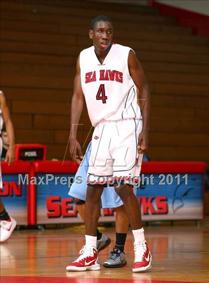 Thumbnail 2 in Redondo Union vs. Chief Sealth (Sea Hawk Classic) photogallery.