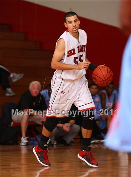 Thumbnail 3 in Redondo Union vs. Chief Sealth (Sea Hawk Classic) photogallery.