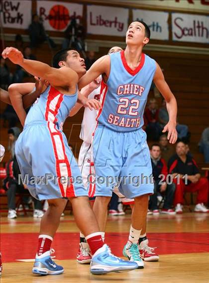 Thumbnail 1 in Redondo Union vs. Chief Sealth (Sea Hawk Classic) photogallery.