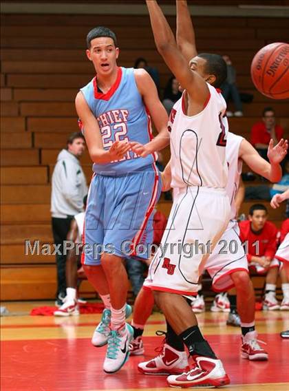 Thumbnail 1 in Redondo Union vs. Chief Sealth (Sea Hawk Classic) photogallery.