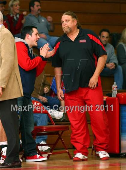 Thumbnail 3 in Redondo Union vs. Chief Sealth (Sea Hawk Classic) photogallery.