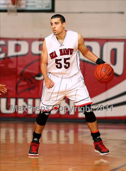 Thumbnail 1 in Redondo Union vs. Chief Sealth (Sea Hawk Classic) photogallery.