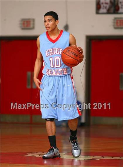 Thumbnail 1 in Redondo Union vs. Chief Sealth (Sea Hawk Classic) photogallery.