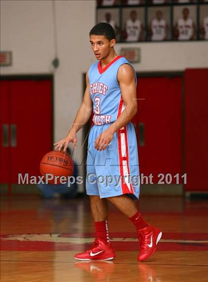 Thumbnail 3 in Redondo Union vs. Chief Sealth (Sea Hawk Classic) photogallery.