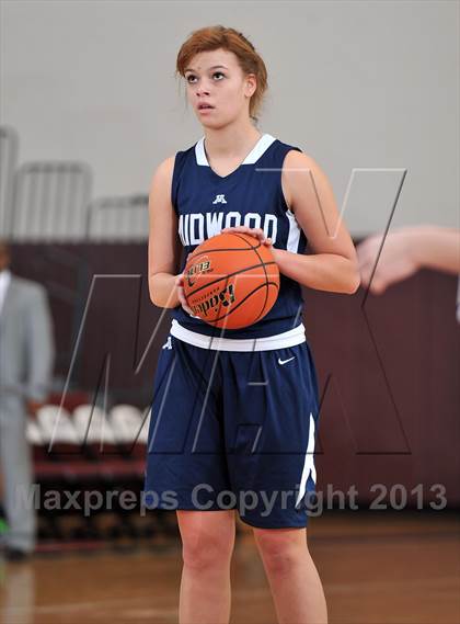 Thumbnail 3 in Lower Merion vs Midwood (Philly-NY Challenge) photogallery.