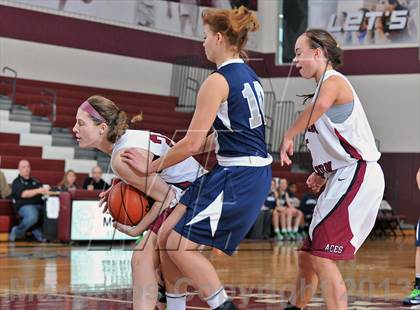 Thumbnail 1 in Lower Merion vs Midwood (Philly-NY Challenge) photogallery.