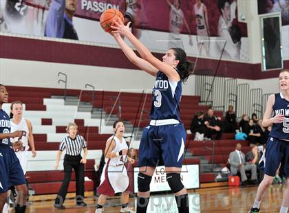 Thumbnail 2 in Lower Merion vs Midwood (Philly-NY Challenge) photogallery.