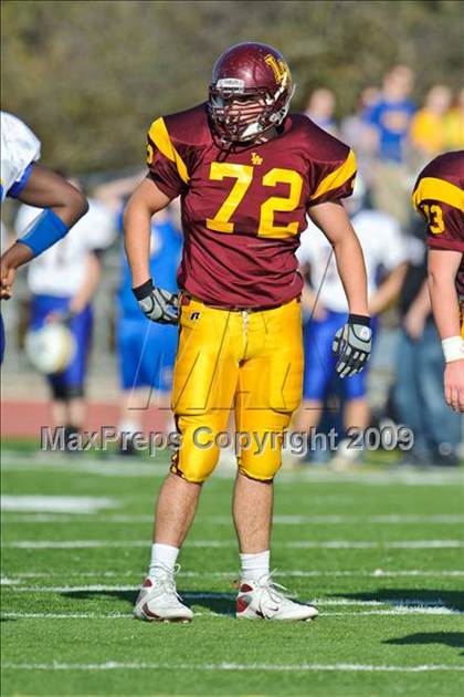 Thumbnail 2 in Warren vs Loyola Academy (IHSA Class 8A Playoffs) photogallery.