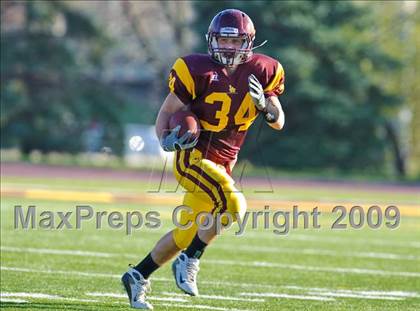 Thumbnail 3 in Warren vs Loyola Academy (IHSA Class 8A Playoffs) photogallery.