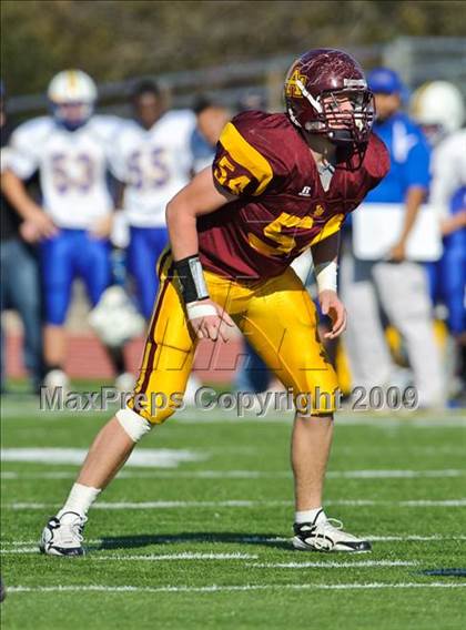 Thumbnail 2 in Warren vs Loyola Academy (IHSA Class 8A Playoffs) photogallery.