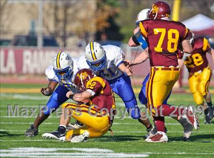 Thumbnail 1 in Warren vs Loyola Academy (IHSA Class 8A Playoffs) photogallery.