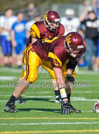 Thumbnail 3 in Warren vs Loyola Academy (IHSA Class 8A Playoffs) photogallery.