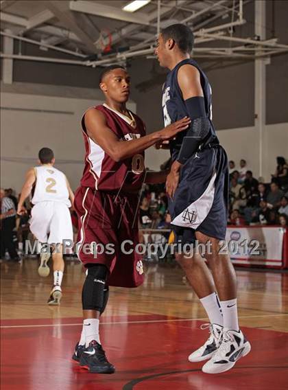 Thumbnail 2 in Battle of The Valley (East vs. West) photogallery.