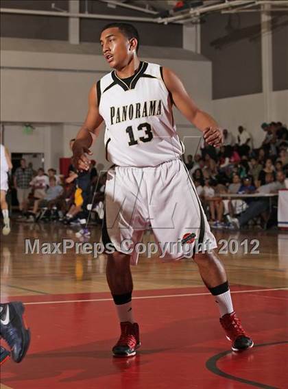 Thumbnail 3 in Battle of The Valley (East vs. West) photogallery.