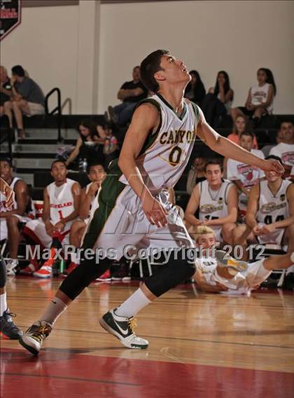 Thumbnail 3 in Battle of The Valley (East vs. West) photogallery.