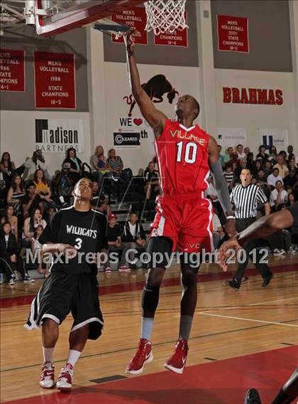 Thumbnail 1 in Battle of The Valley (East vs. West) photogallery.
