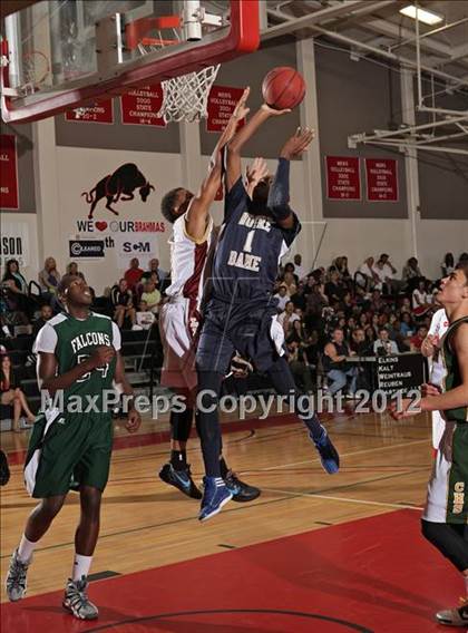 Thumbnail 3 in Battle of The Valley (East vs. West) photogallery.