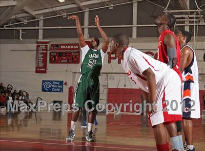 Thumbnail 3 in Battle of The Valley (East vs. West) photogallery.