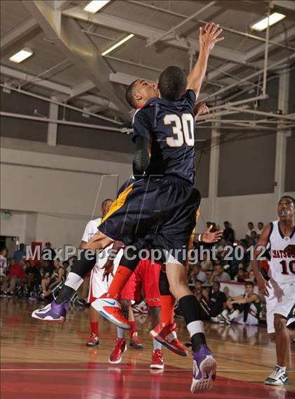 Thumbnail 3 in Battle of The Valley (East vs. West) photogallery.