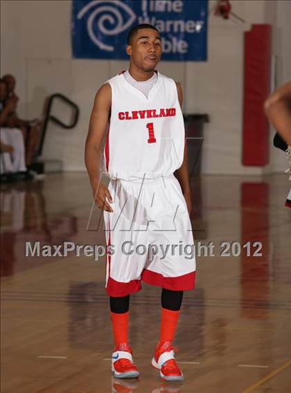Thumbnail 3 in Battle of The Valley (East vs. West) photogallery.