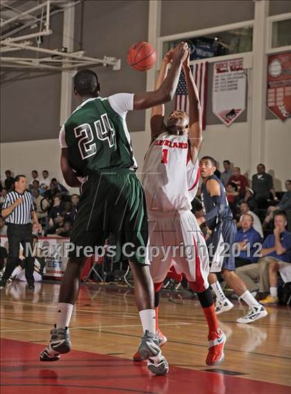Thumbnail 1 in Battle of The Valley (East vs. West) photogallery.