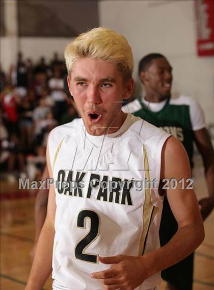 Thumbnail 2 in Battle of The Valley (East vs. West) photogallery.