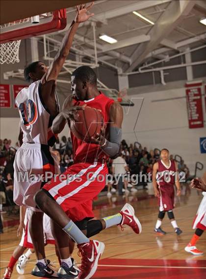 Thumbnail 2 in Battle of The Valley (East vs. West) photogallery.