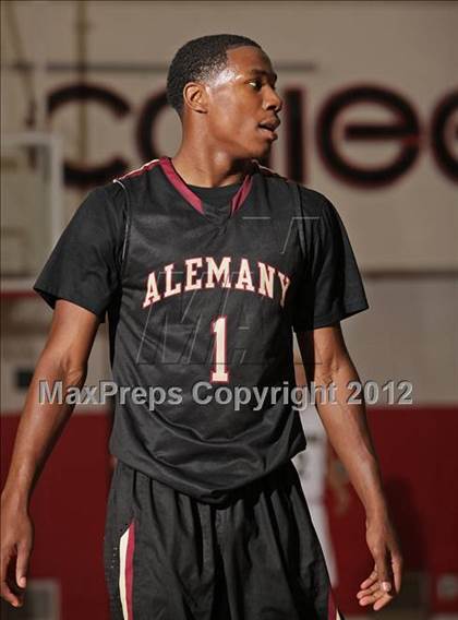 Thumbnail 1 in Battle of The Valley (East vs. West) photogallery.
